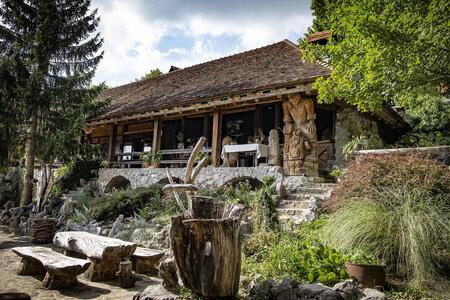 Lavričeva koča Gradišče